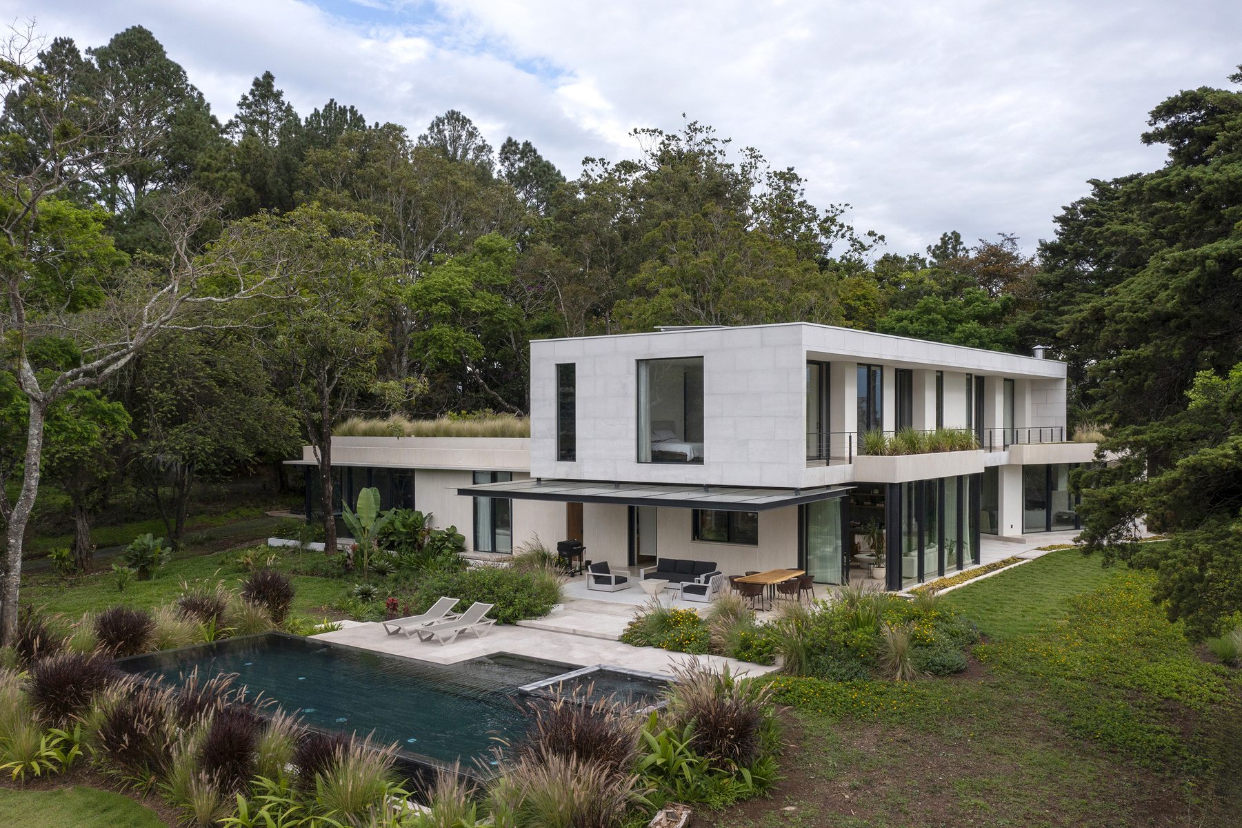 Claro del Bosque — residential architecture, Escazú, Costa Rica